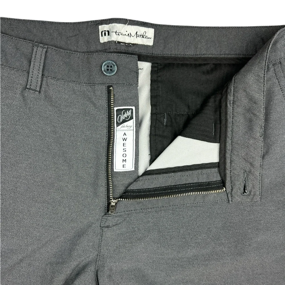 Travis Mathew Shorts‎ Men’s 38 (Approx) Gray Golf Flat Front Outdoor - READ!